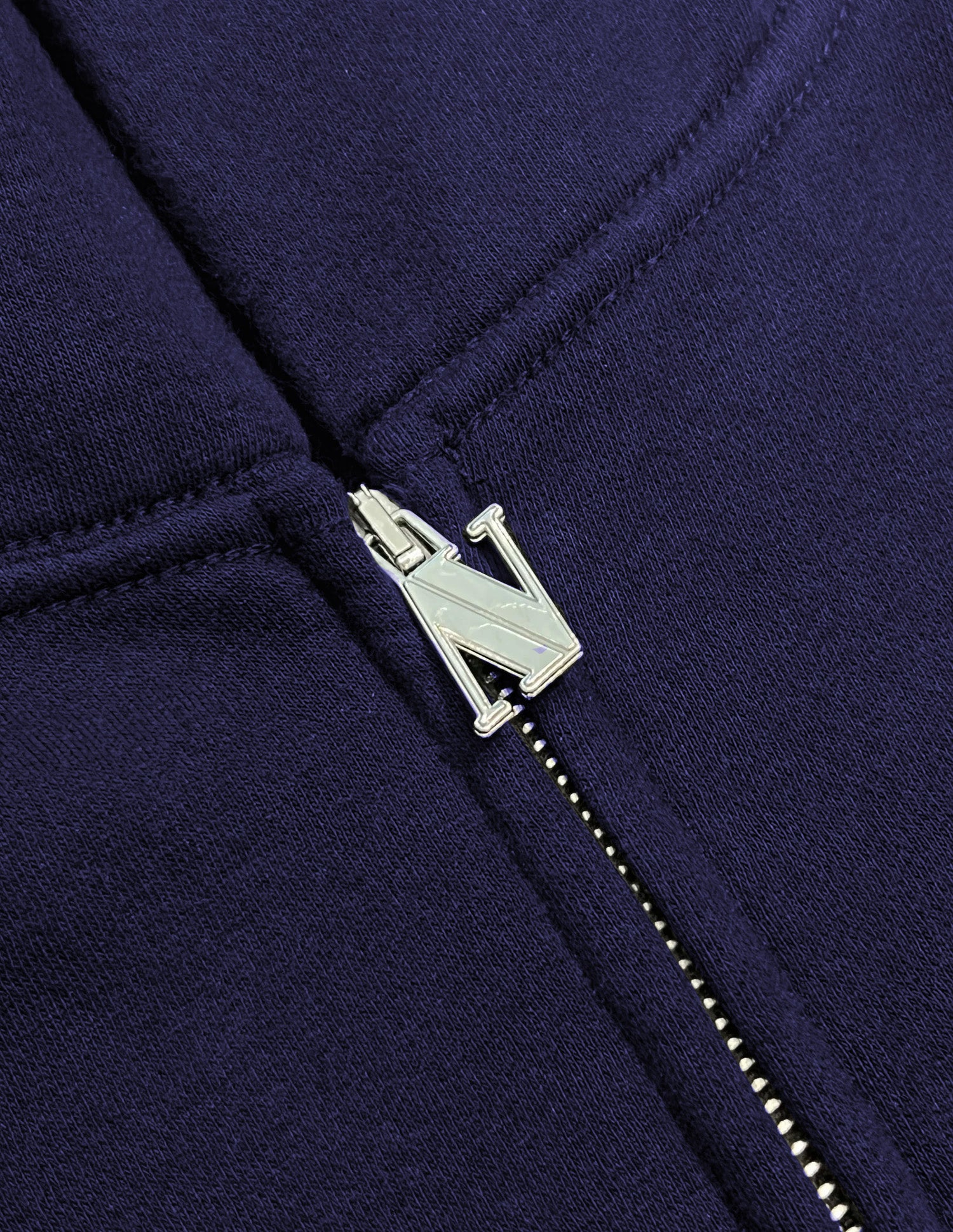 Classic Metal Logo Zipper Navy